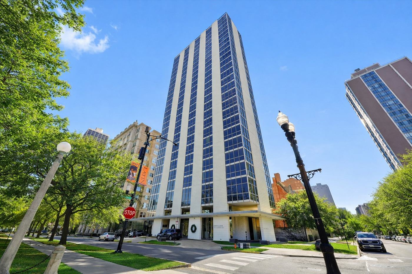1555 N Dearborn Pkwy #20D, listing photo