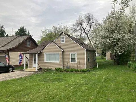 4909 Fountain Ln, McCullom Lake, listing photo